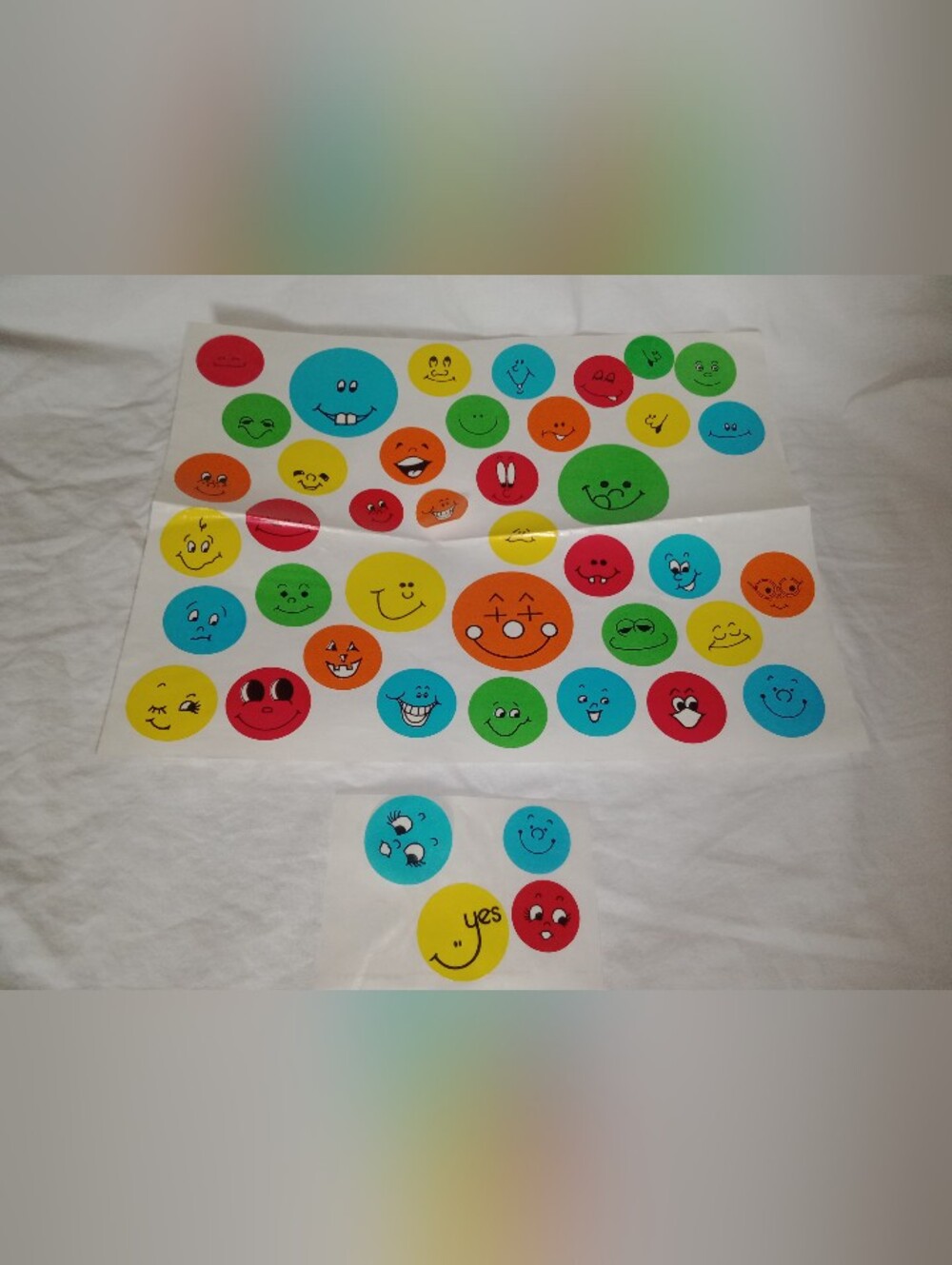 Vintage Highlights for Children Open Happy Face Smiley Sticker 39 Good Stickers